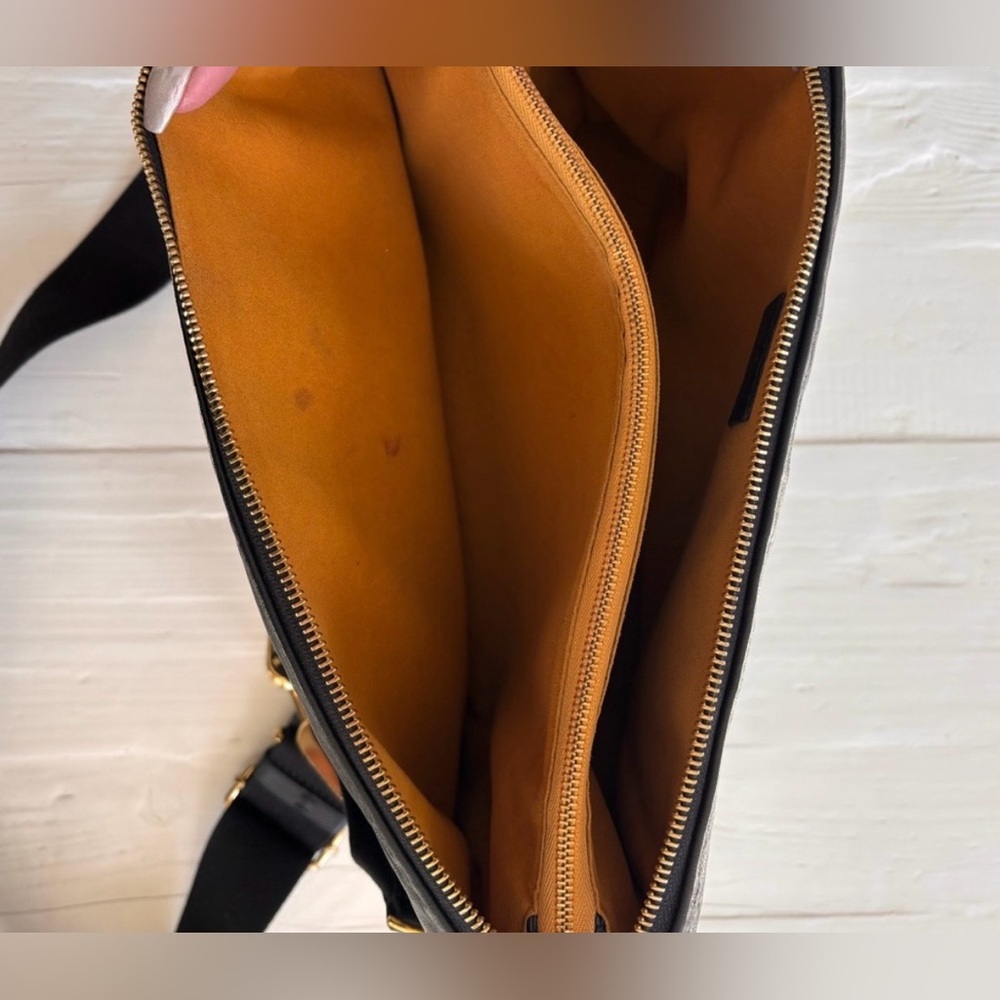Louis Vuitton Black Coussin MM - Picture 10 of 12